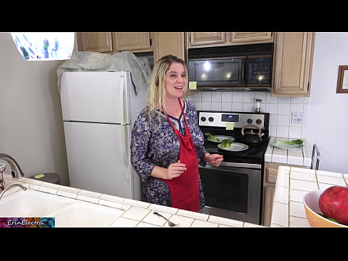 ❤️ Ibu tiri memerah susunya di dapur sebelum tarikhnya ❤❌ lucah super di lucah ms.special-grasser.ru